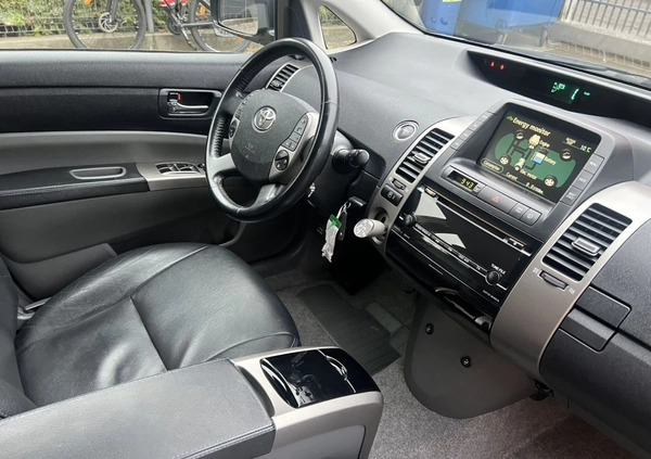 Toyota Prius cena 29900 przebieg: 218000, rok produkcji 2009 z Głogów Małopolski małe 232
